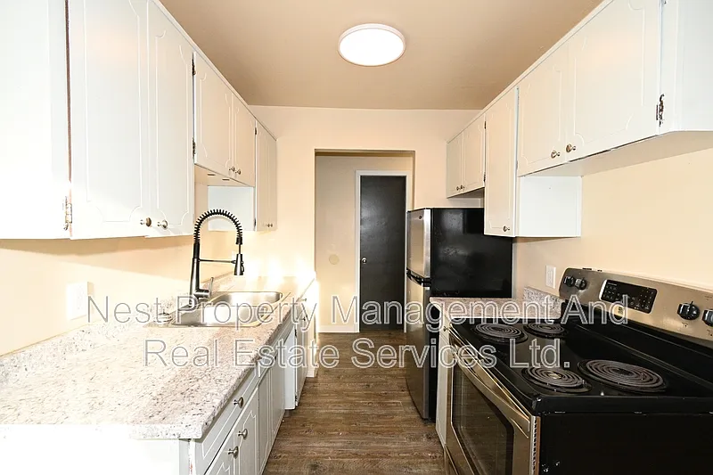 139 Conveyor St #4