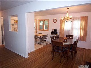 3rd image of 35 Teaneck Dr