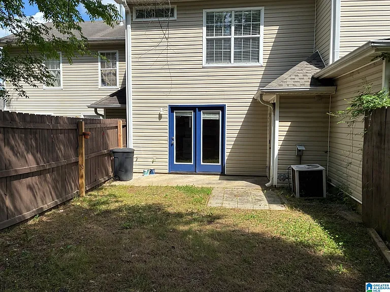 329 Rocky Ridge Cir — Photo 10