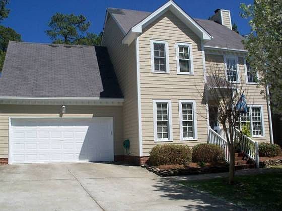 2nd image of 2004 Laurel Valley Way