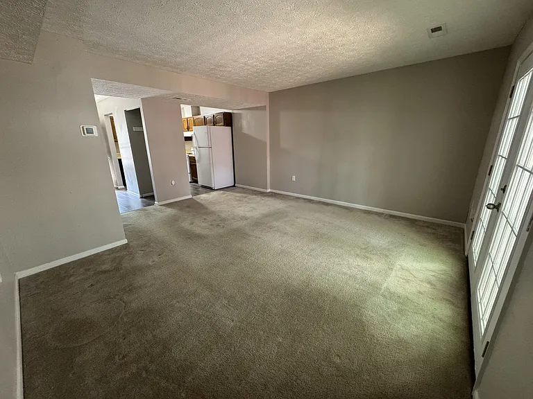 1149 Old Denbigh Blvd — Photo 8