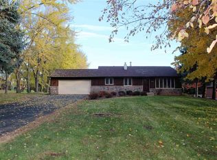 W6158 Spencer Rd, Appleton, WI 54914