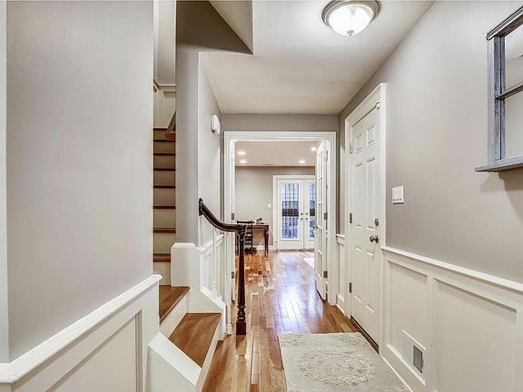 Front Entryway