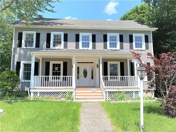 300 E Main St, Walden, NY 12586