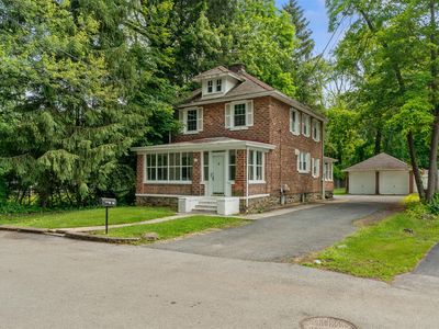33 Center Avenue, Poughkeepsie, NY, 12601