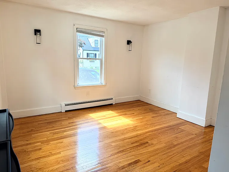 45 Holland St #45 — Photo 4