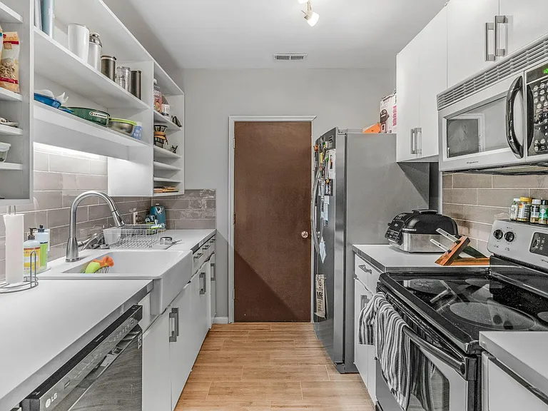 501 Fenton Pl #N — Photo 11