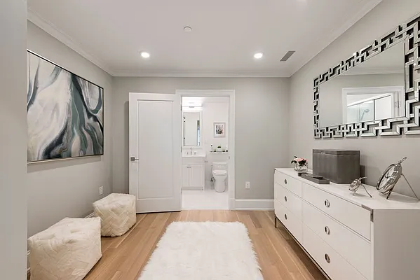 Rented by Nest Seekers International | media 36