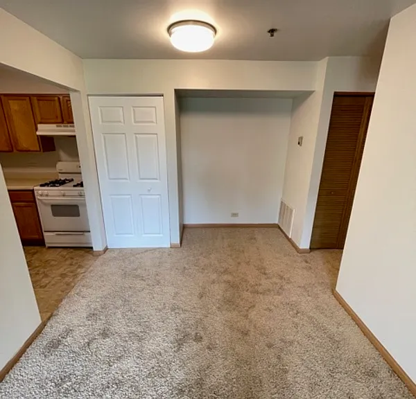 930 W Rollins Rd — Photo 3