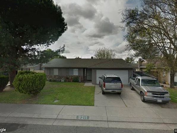 9211 Eaglepoint Ln, Stockton, CA 95210