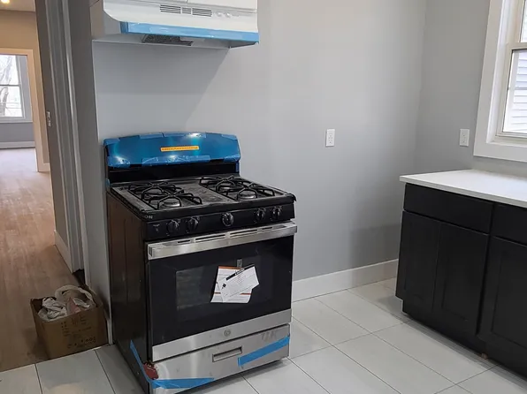 780 S 15th St #3, Newark, NJ 07108