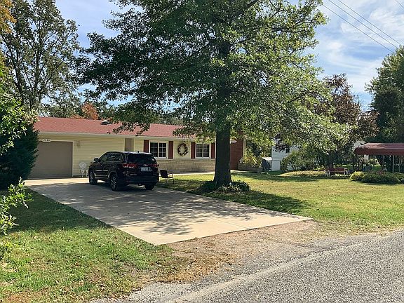 2nd image of 7530 Lake Heights Dr