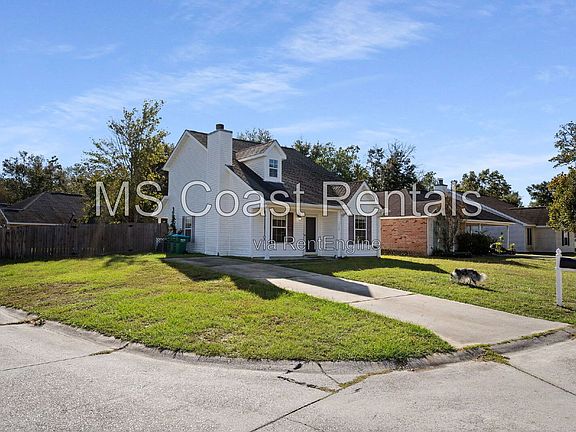 3rd image of 12206 Breezeway Cir
