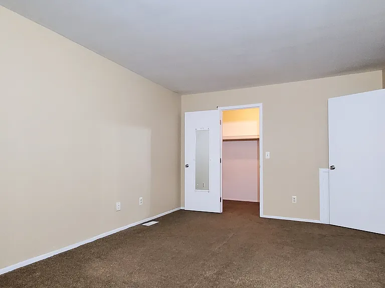 247 Aqueduct Dr — Photo 11