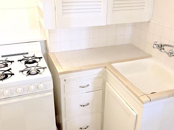 4th image of 2048 High Tower Dr #20482