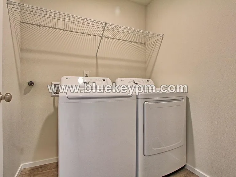 5808 NE 80th Ct — Photo 14