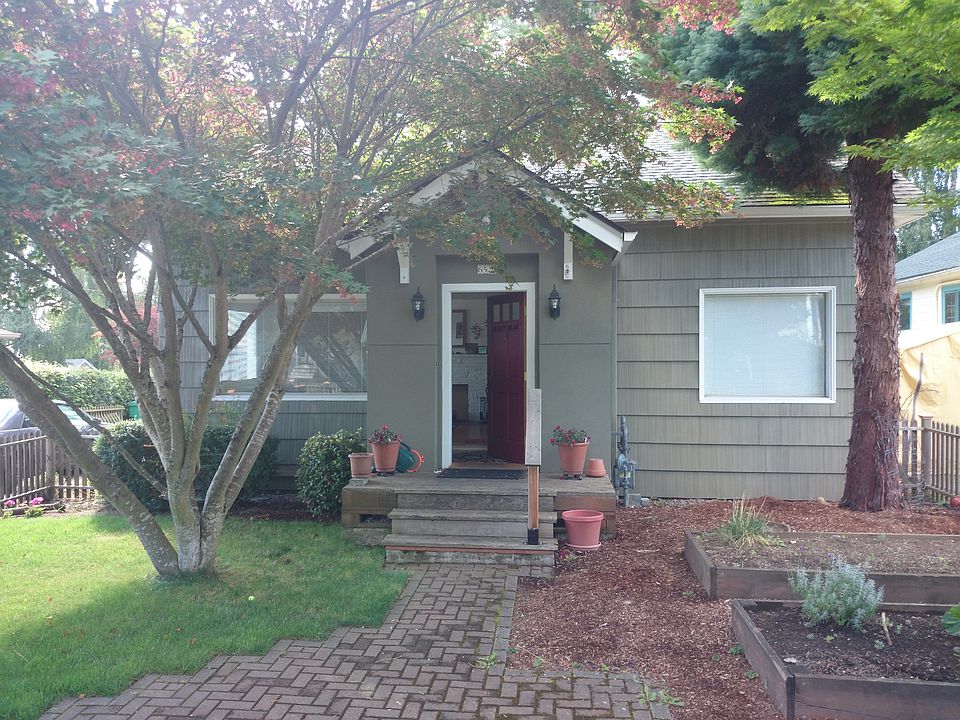 2nd image of 6527 31st Ave NE