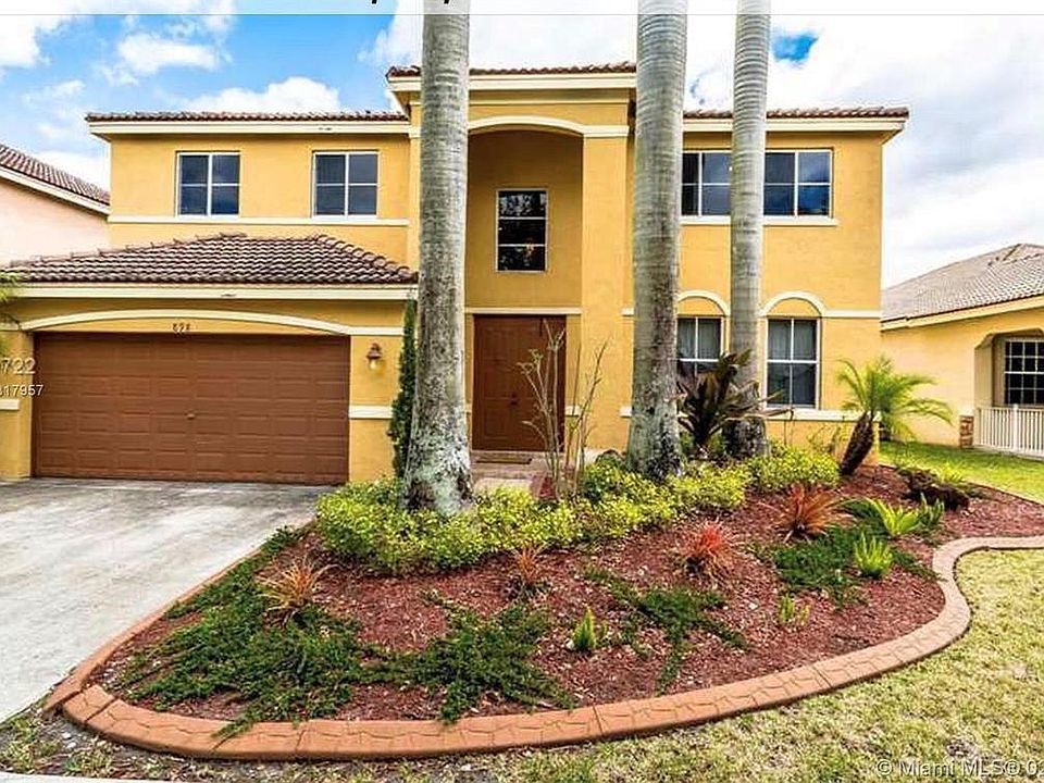 1st image of 898 Sunflower Cir