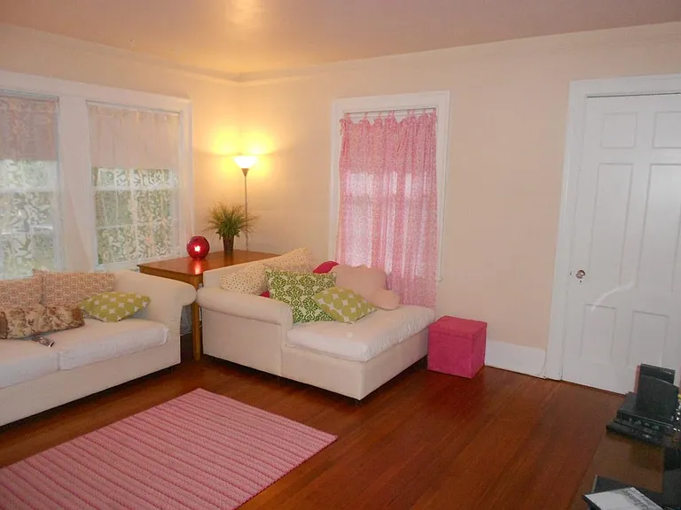 4822 Roland Ave #2 — Photo 10