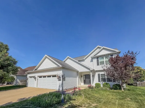 715 Sedgegrass Dr, Champaign, IL 61822