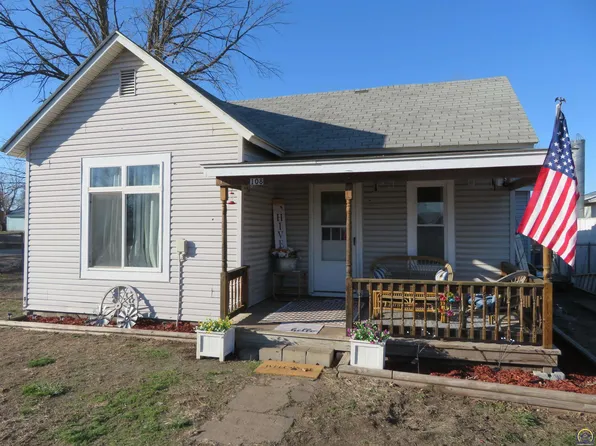108 W Lake St, Mc Louth, KS 66054