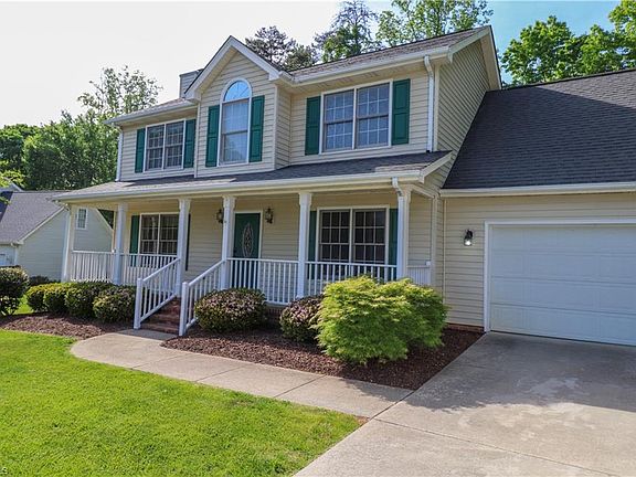4th image of 1111 Fox Hunt Ln