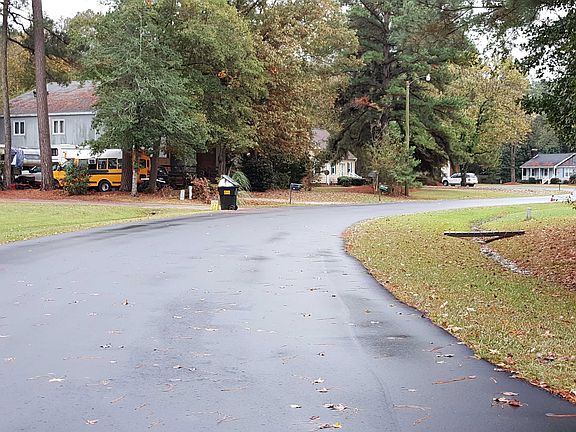 4th image of 209 Evanswood Dr