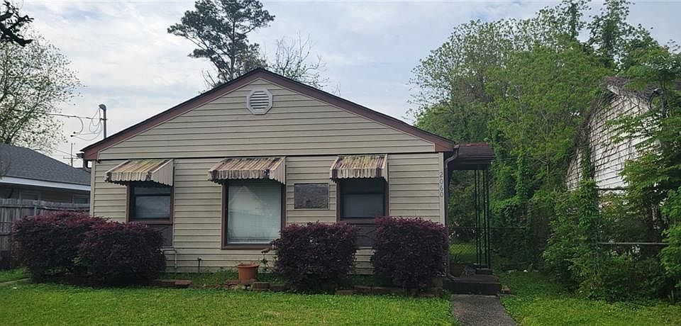1st image of 2060 Stephen Girard St