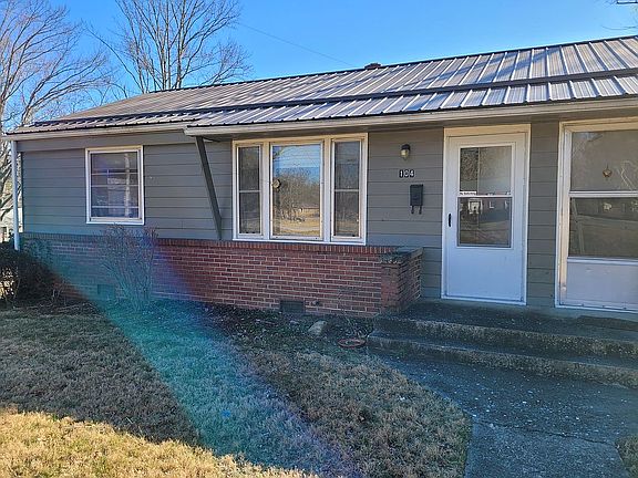 2nd image of 104 Elm Bend Rd