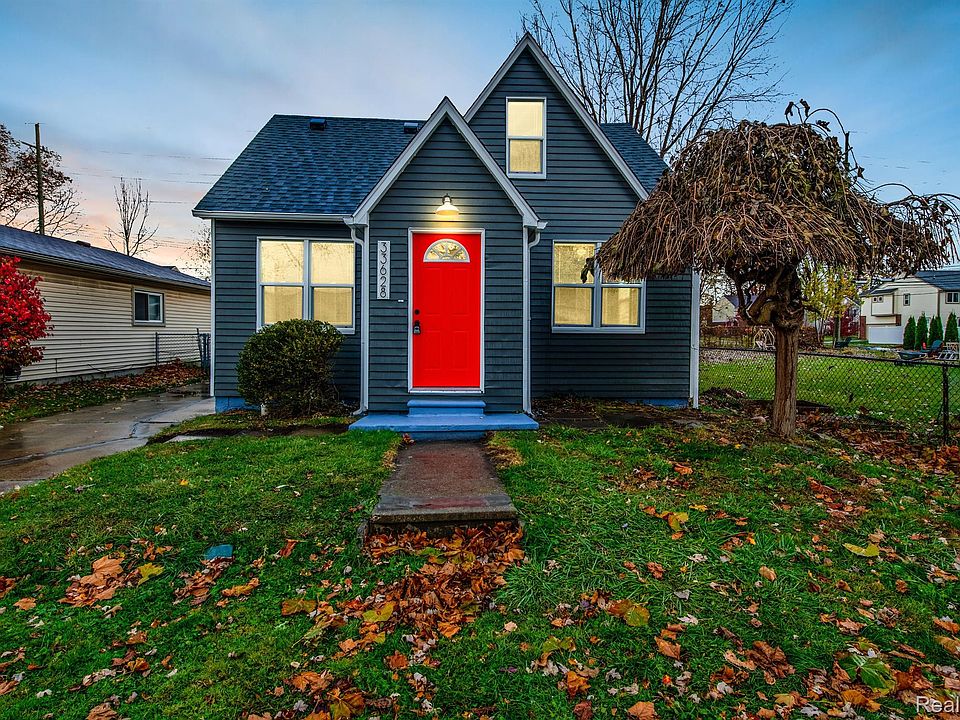 1st image of 33628 Beechwood St