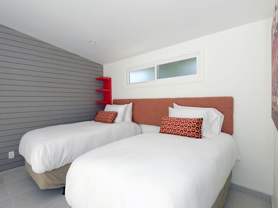 1st image of 8035 Paseo Del Ocaso