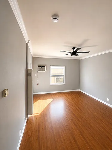 1414 N Hobart Blvd #14 Photo 1