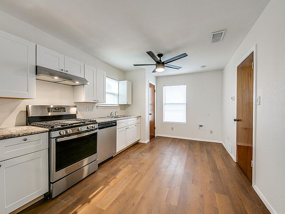 3rd image of 2509 Valwood Pkwy #2