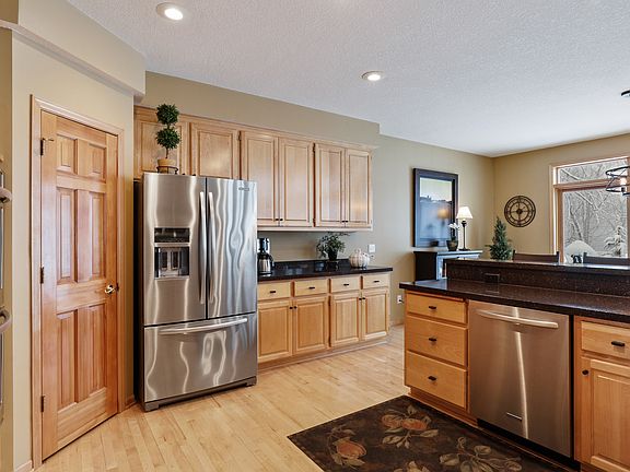5th image of 13774 Evergreen Ct