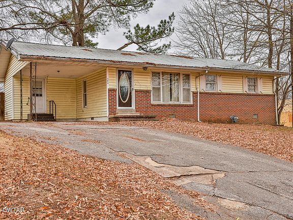 3rd image of 104 Rosewood Dr