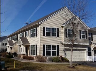 853 Braunworth Ct, Chaska, MN 55318