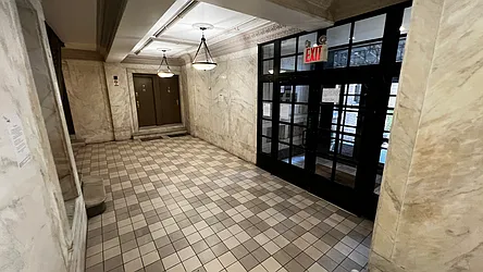 Rented by HOLTON REAL ESTATE INC.