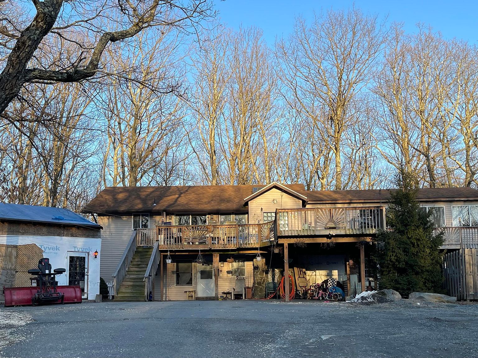 109 Widgeon Ln, Lords Valley, PA 18428 Zillow