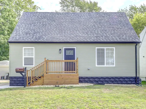 18317 Wildwood Ave, Lansing, IL 60438