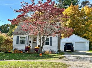 262 Walnut St, Leetonia, OH 44431