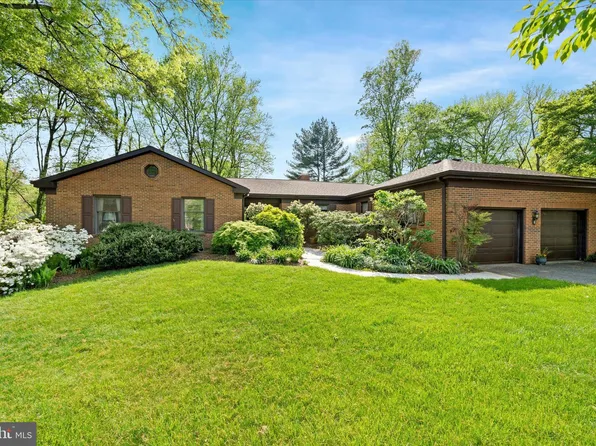 5 W Clivden Pl, Wilmington, DE 19807