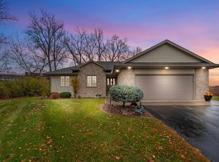 100 Schubert Ln, Fond Du Lac, WI 54935