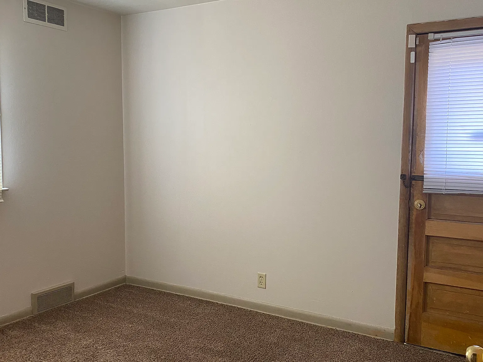 3 bed, 1500 sqft, $1,350 — Photo 4