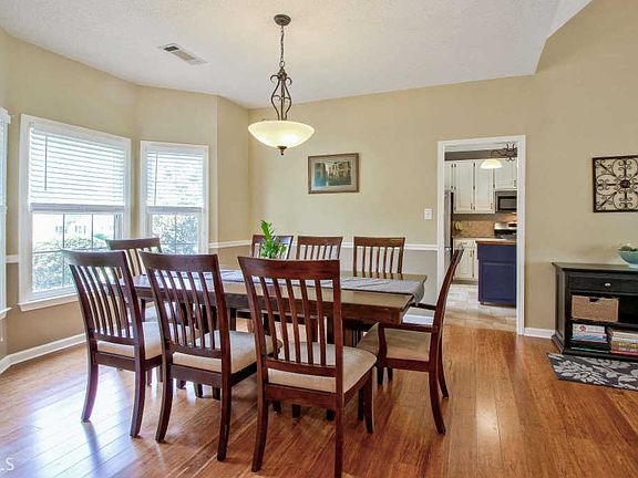 5th image of 88 Barrington Farms Pkwy #C13