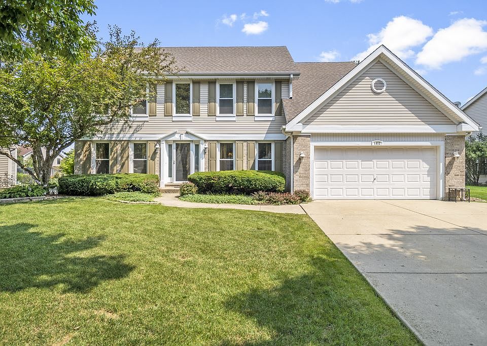 1st image of 1372 Saint Claire Pl