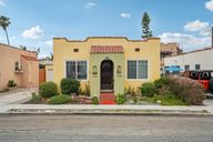Russell Dr-S2706-001.jpg