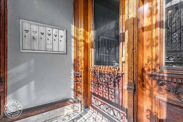 Rented by EXR | media 1