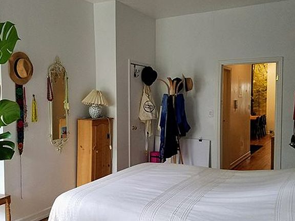 5th image of 254 Himrod St APT 1R