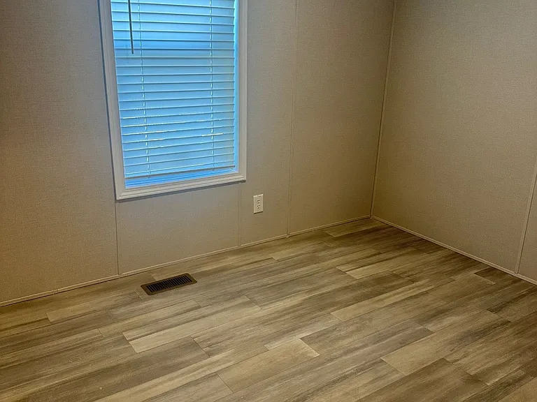 Groveland Manor — Photo 109