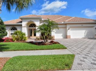 581 Mossy Creek Dr, Venice, FL 34292